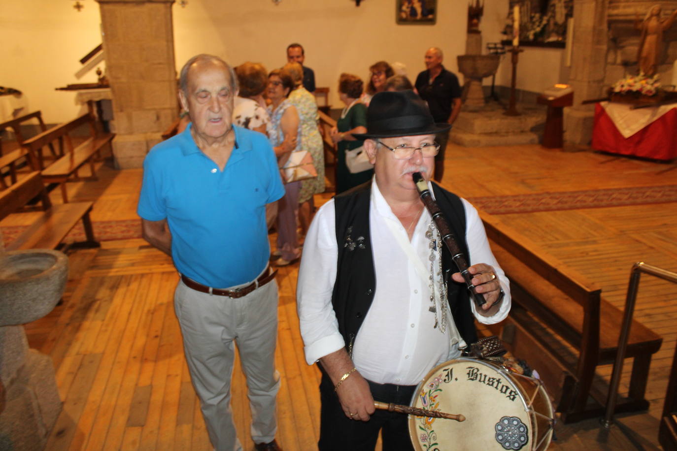 Animado día festivo para los mayores de Linares de Riofrío