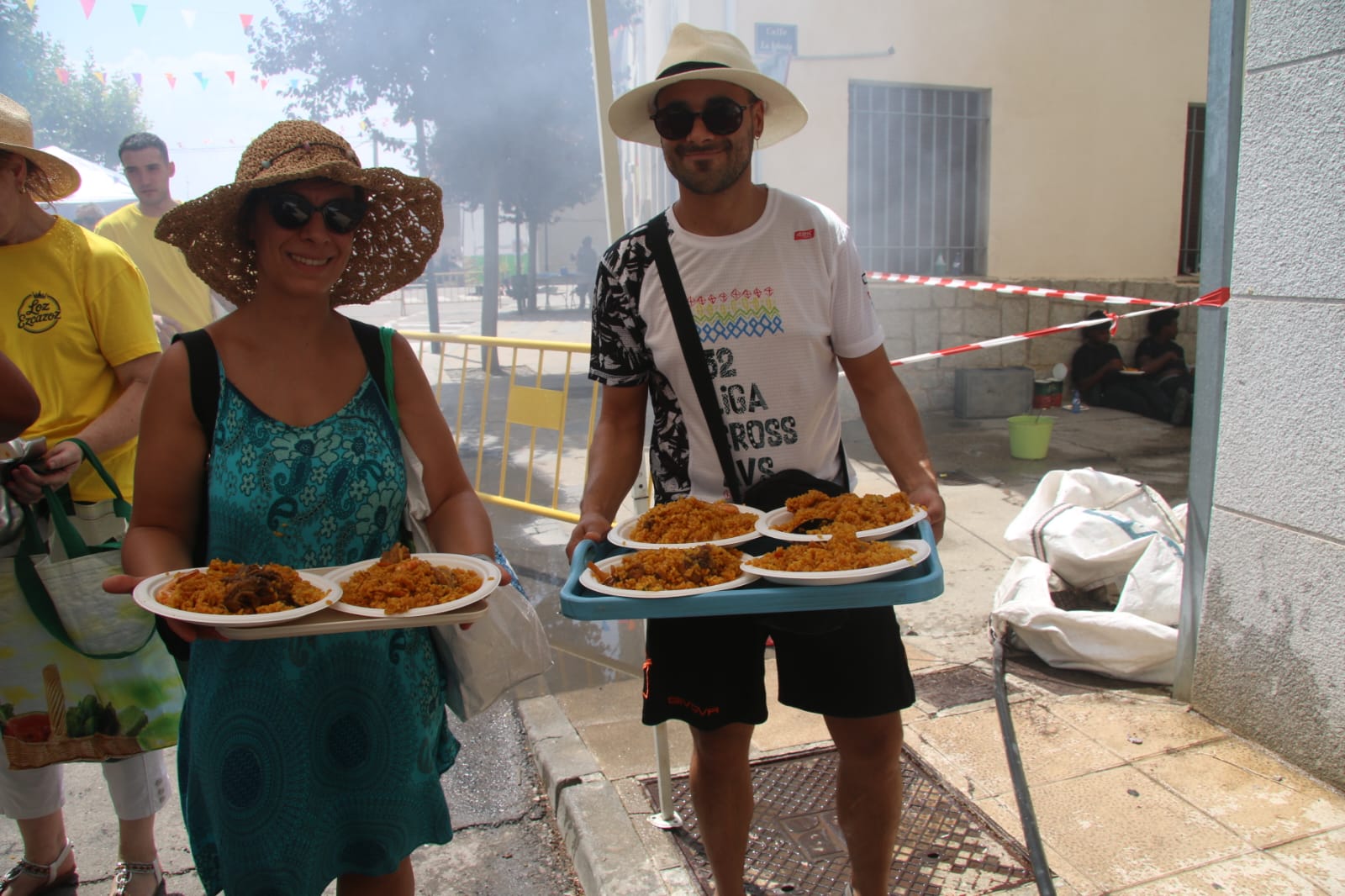 Castellanos de Moriscos, unido en torno a la paella