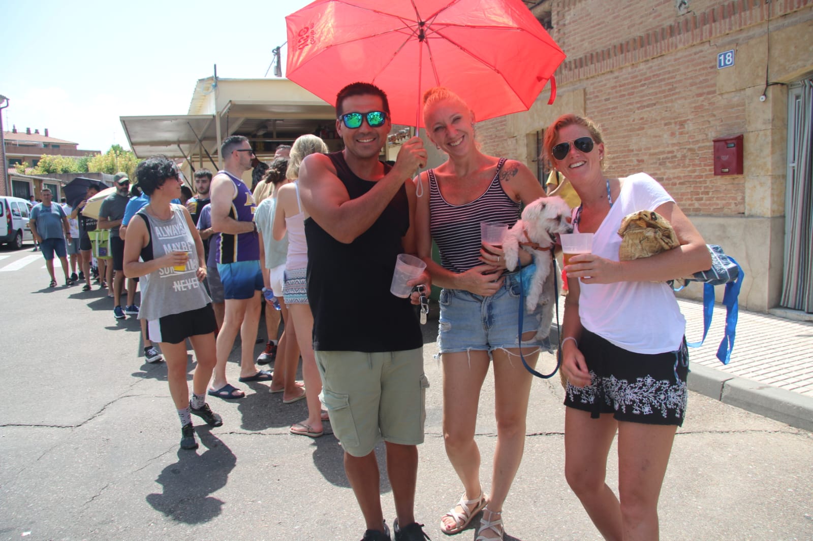 Castellanos de Moriscos, unido en torno a la paella