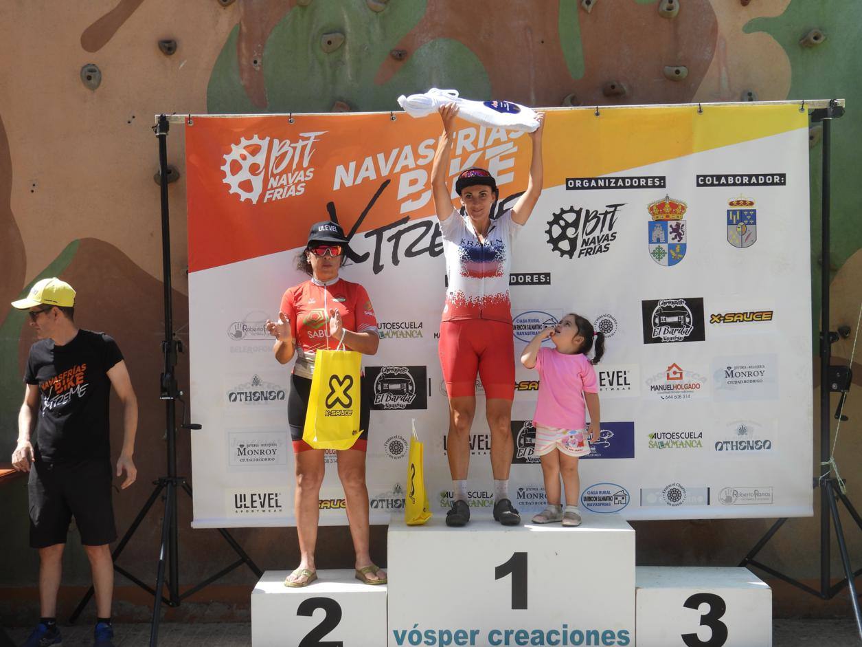 Gabriel Mateos y Ainhoa Sánchez se llevan la Navasfrías Bike Xtrem