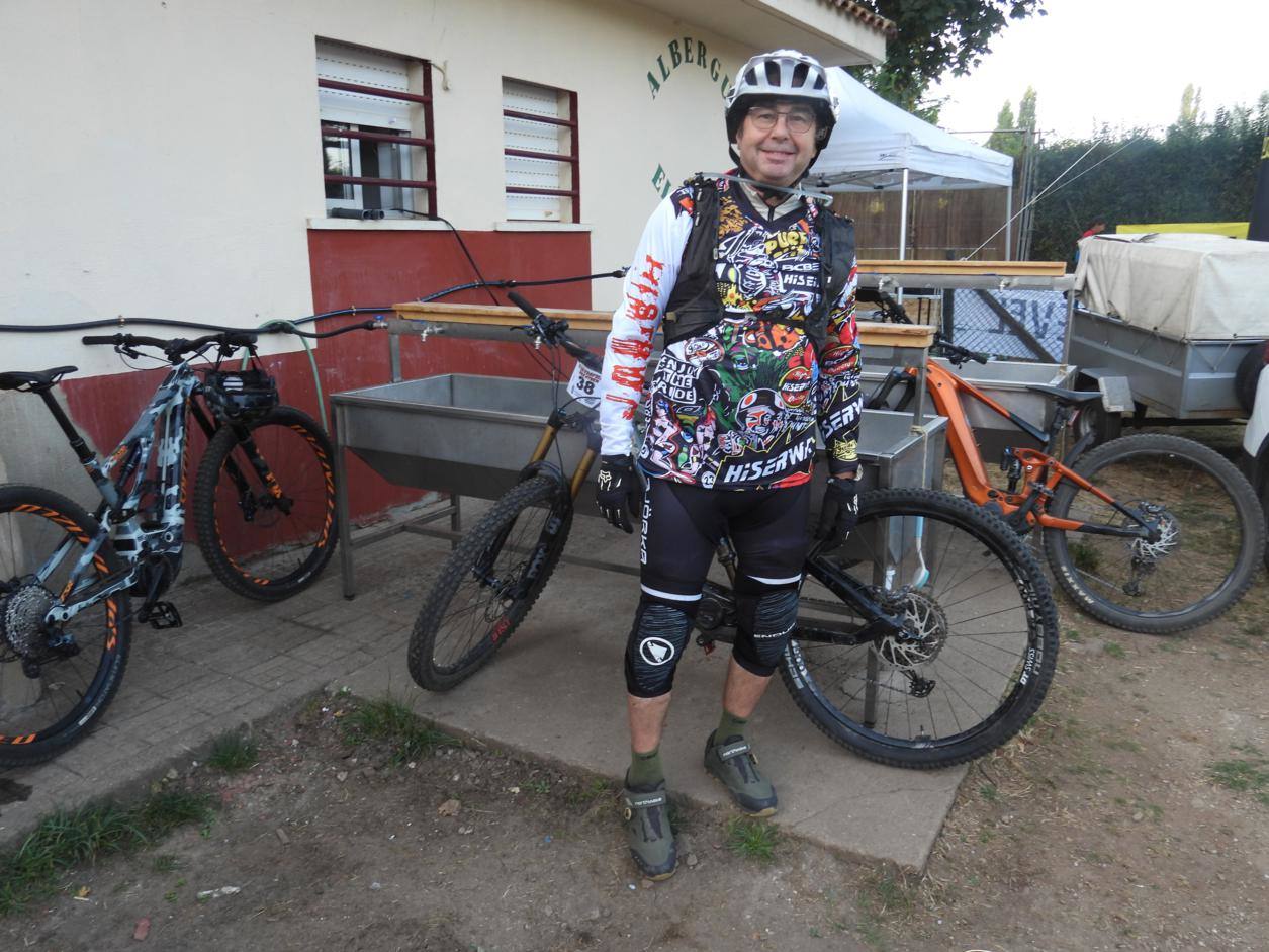 Gabriel Mateos y Ainhoa Sánchez se llevan la Navasfrías Bike Xtrem