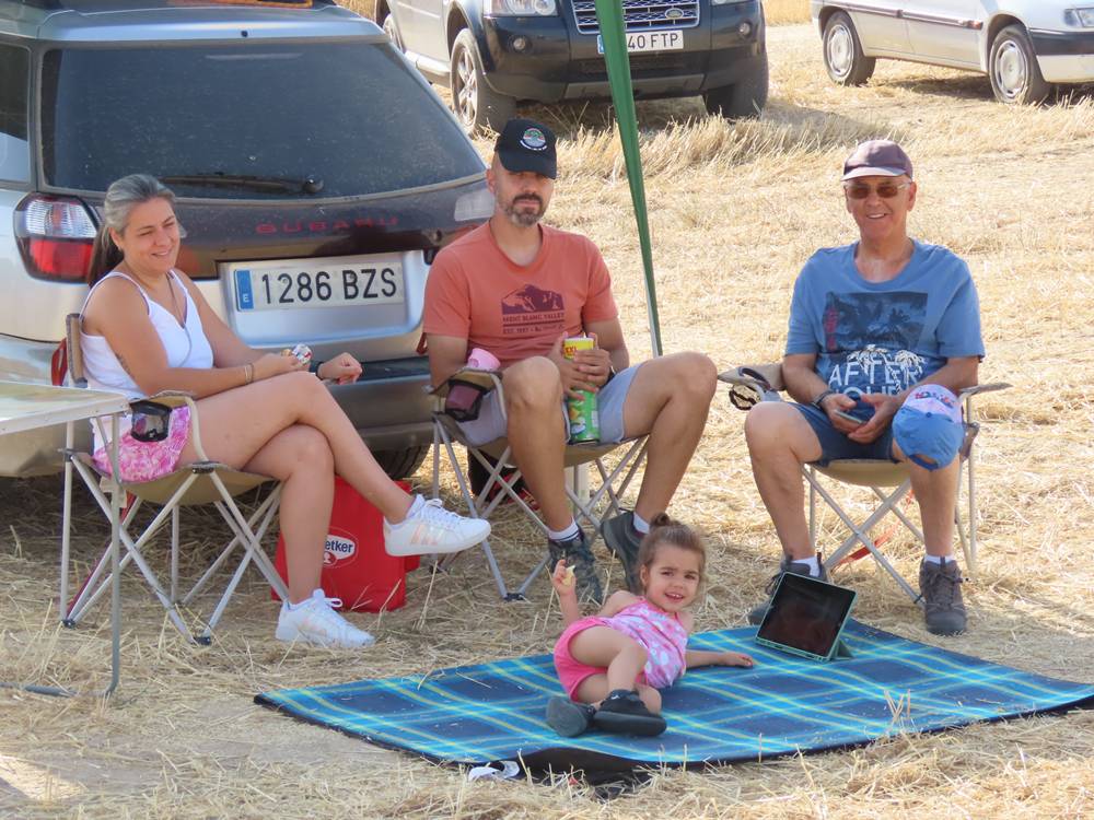 74 galgos de toda España se citan en la prueba de Cantaracillo