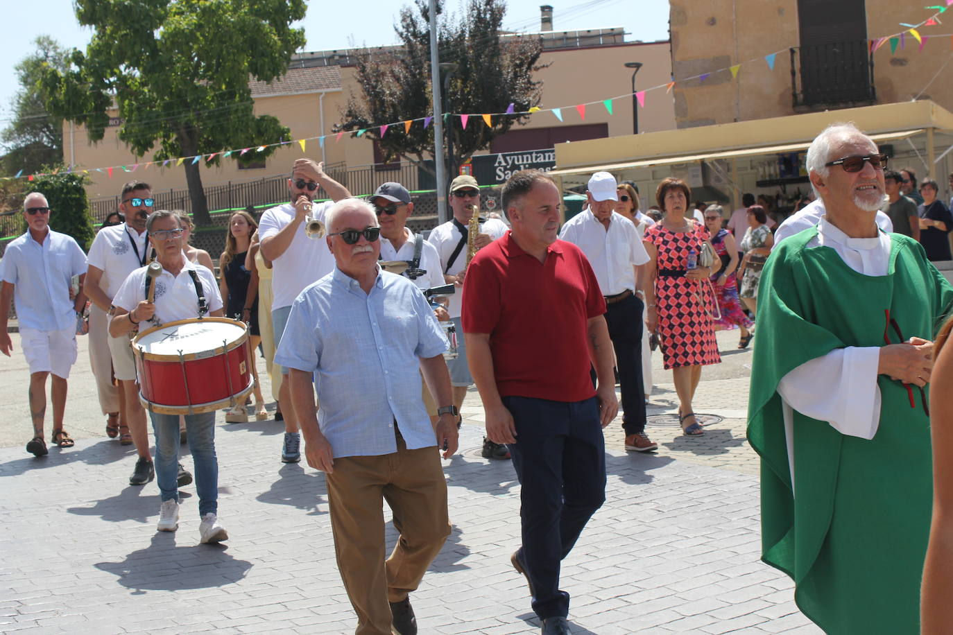 San Benito marca el cénit de las fiestas en Saelices el Chico