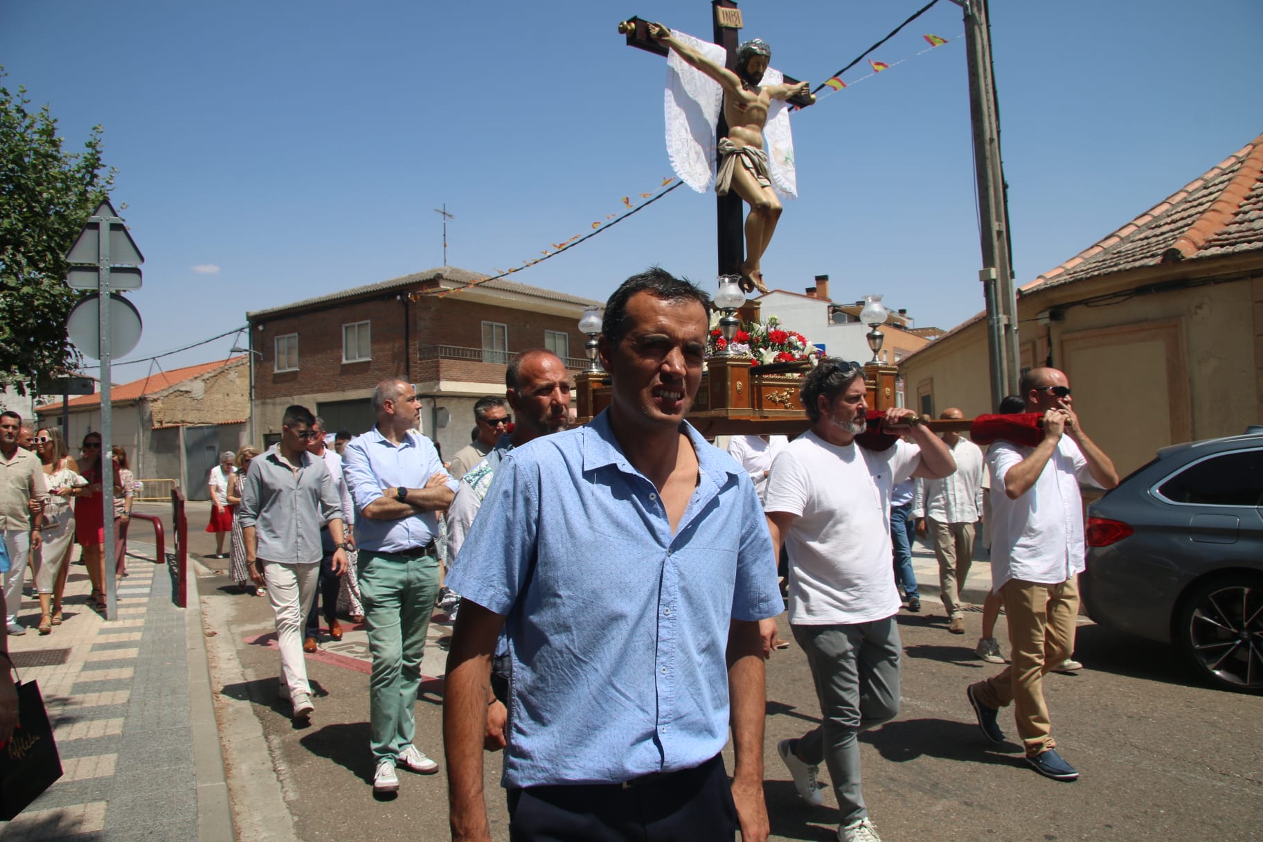 Castellanos de Moriscos arropa a su patrón