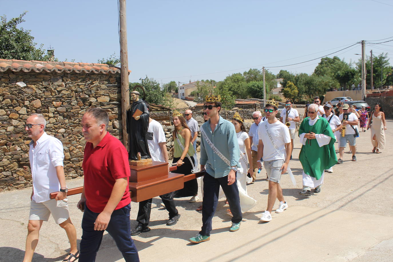 San Benito marca el cénit de las fiestas en Saelices el Chico