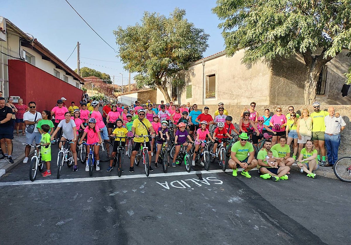 Berrocal de Salvatierra celebra una nueva edición de su vuelta ciclista