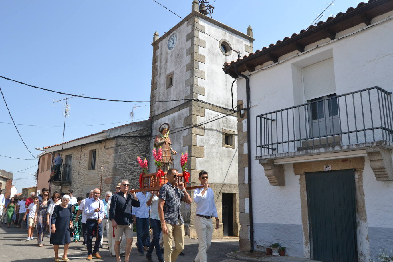 San Lorenzo preside el día grande de La Zarza de Pumareda