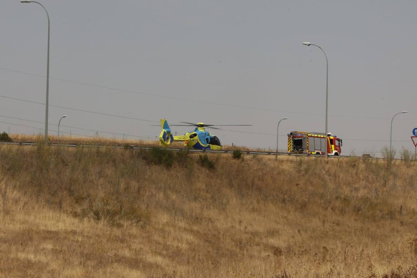 Así han quedado los camiones implicados en el accidente en la A-62
