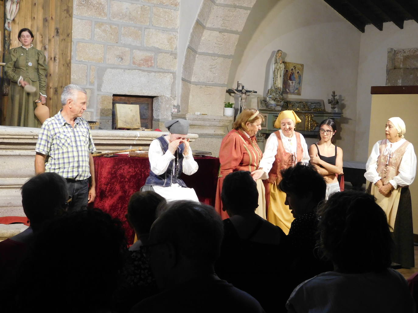 Teatro en estado puro en Cabeza de Framontanos con &#039;Buscando a Nebrija&#039;