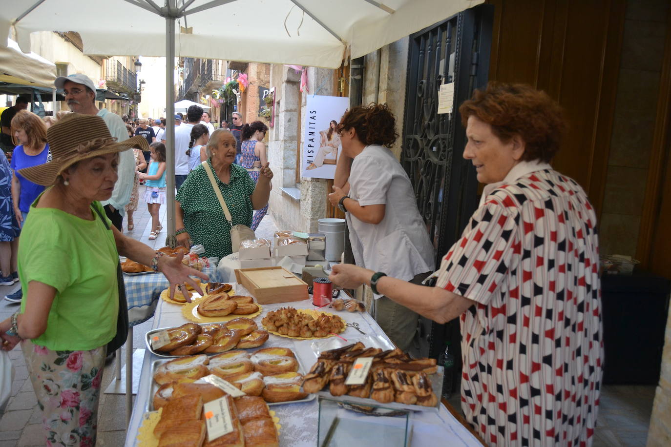 El comercio local abarrota las calles de Miróbriga