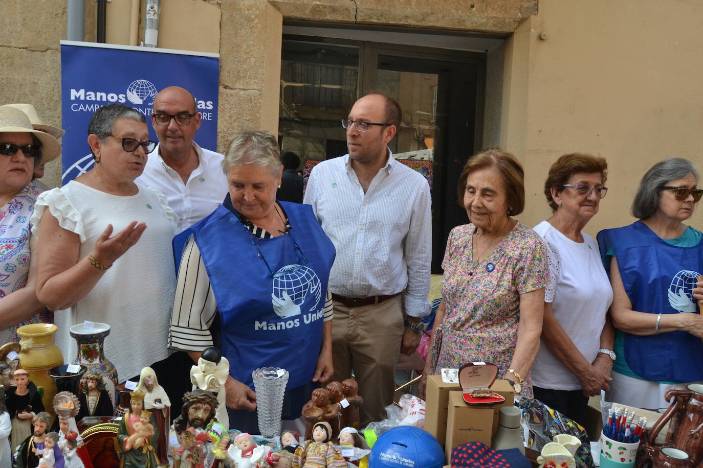 El comercio local abarrota las calles de Miróbriga