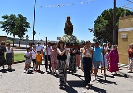 Procesión en honor a Nuestra Señora de la Asunción en Nuevo Naharros.