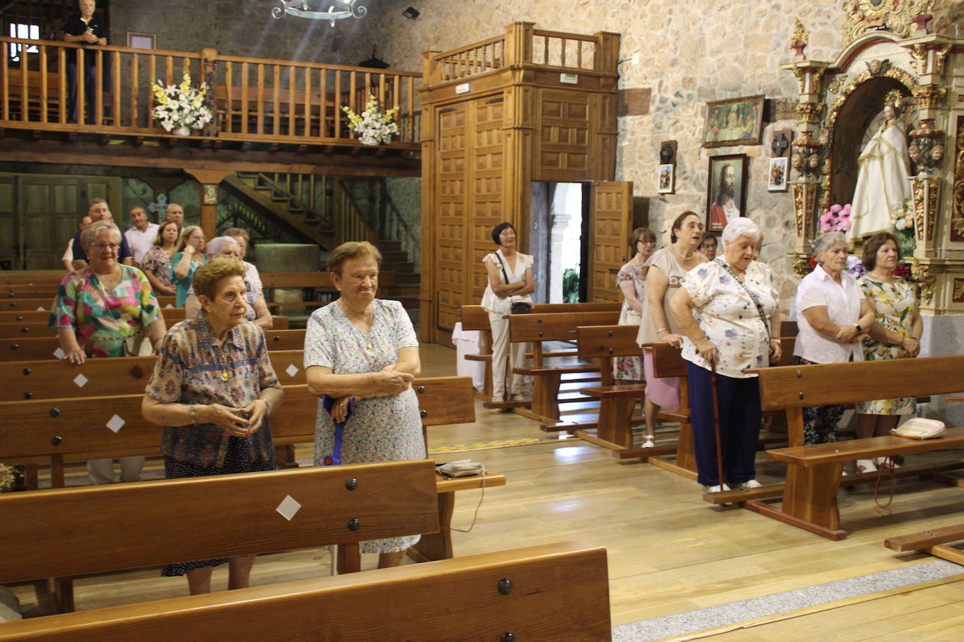 Los mayores de Santibáñez de la Sierra celebran su fiesta