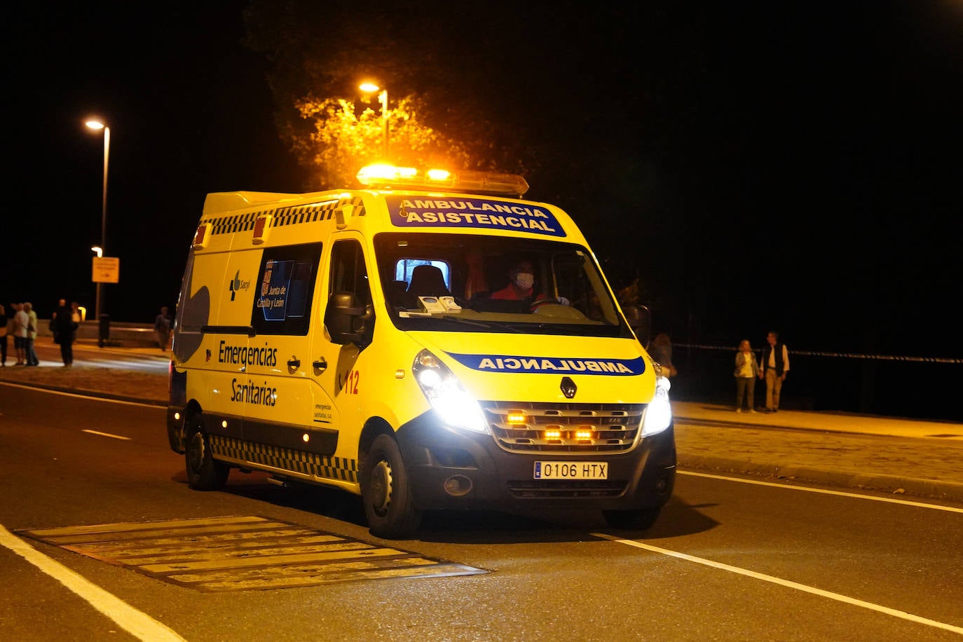 Trasladada al Hospital una mujer de 78 años tras ser atropellada en Guijuelo