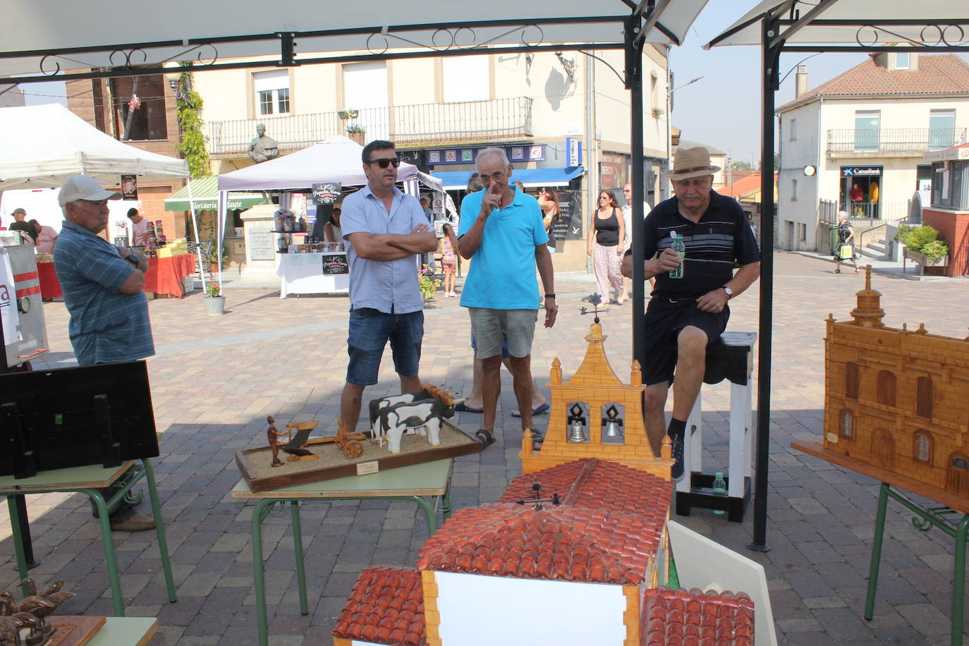 Emotivos momentos y bullicio en el III Día del Campo Charro de La Fuente de San Esteban