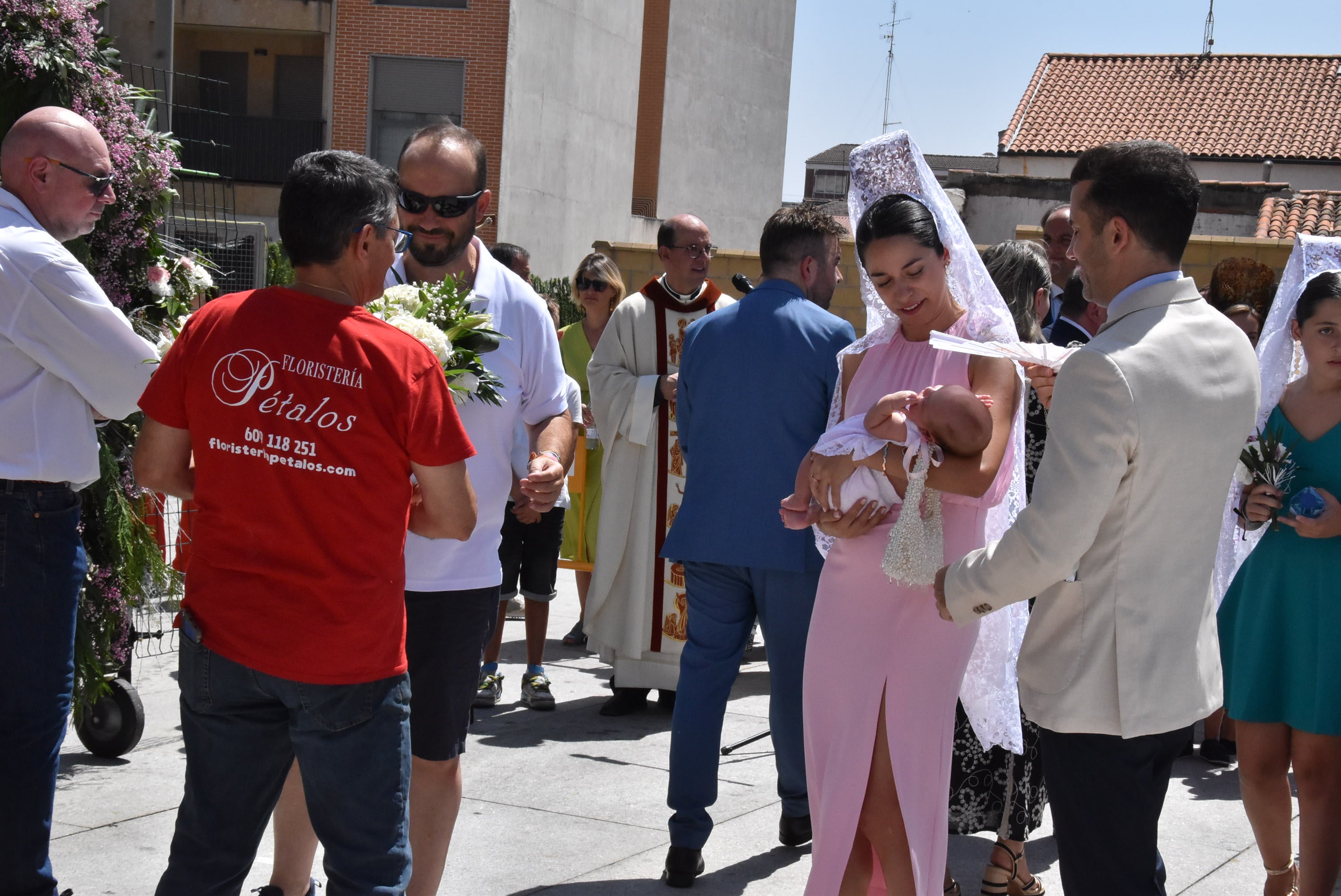 Guijuelo renueva su devoción con la Virgen de la Asunción en el día grande de sus fiestas