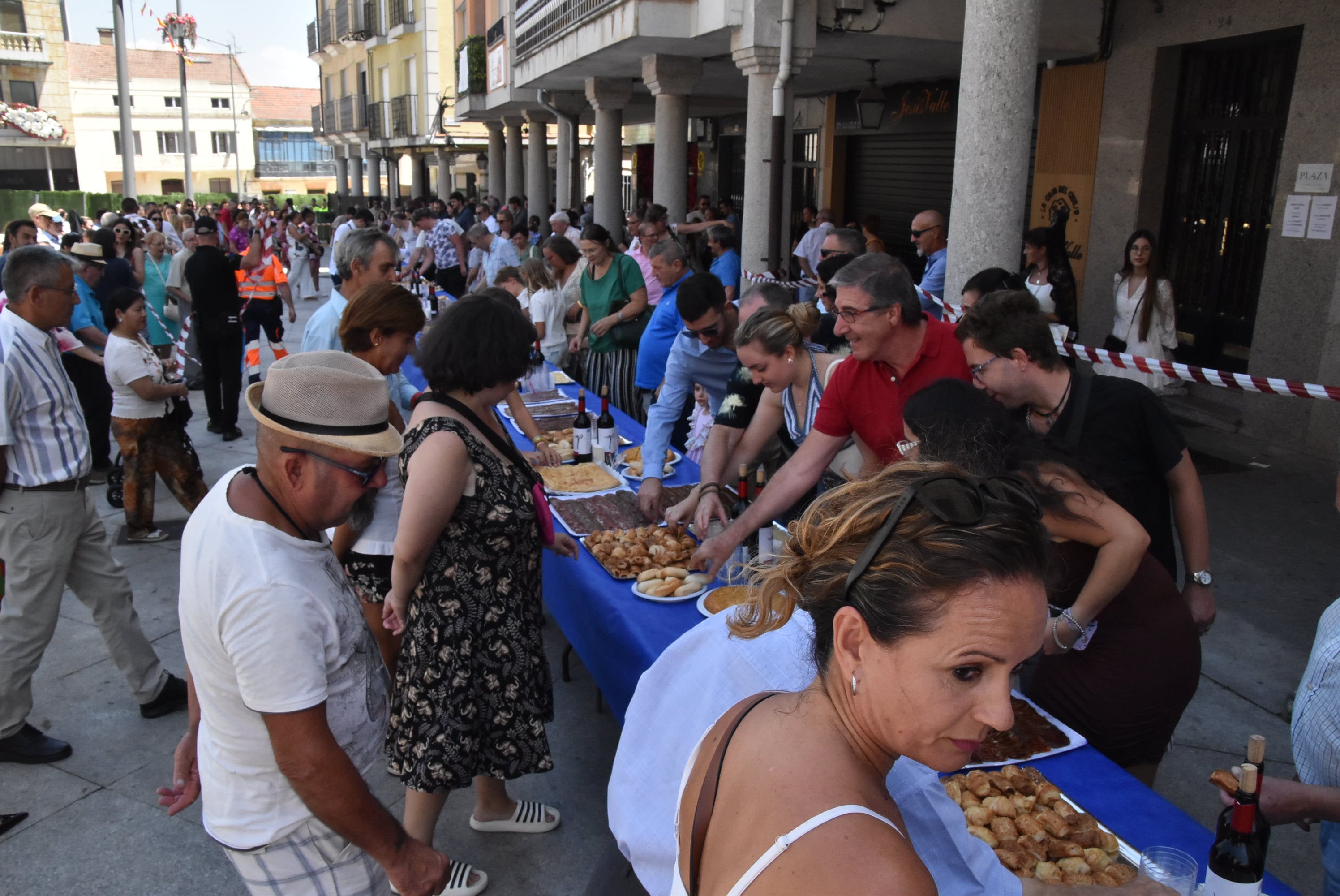 Guijuelo renueva su devoción con la Virgen de la Asunción en el día grande de sus fiestas