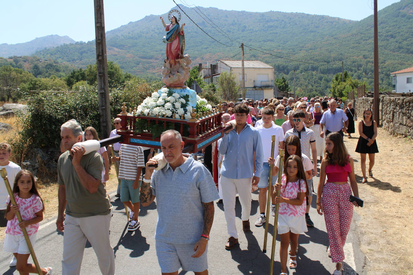 Sanchotello no falta a su cita con la Virgen de la Asunción