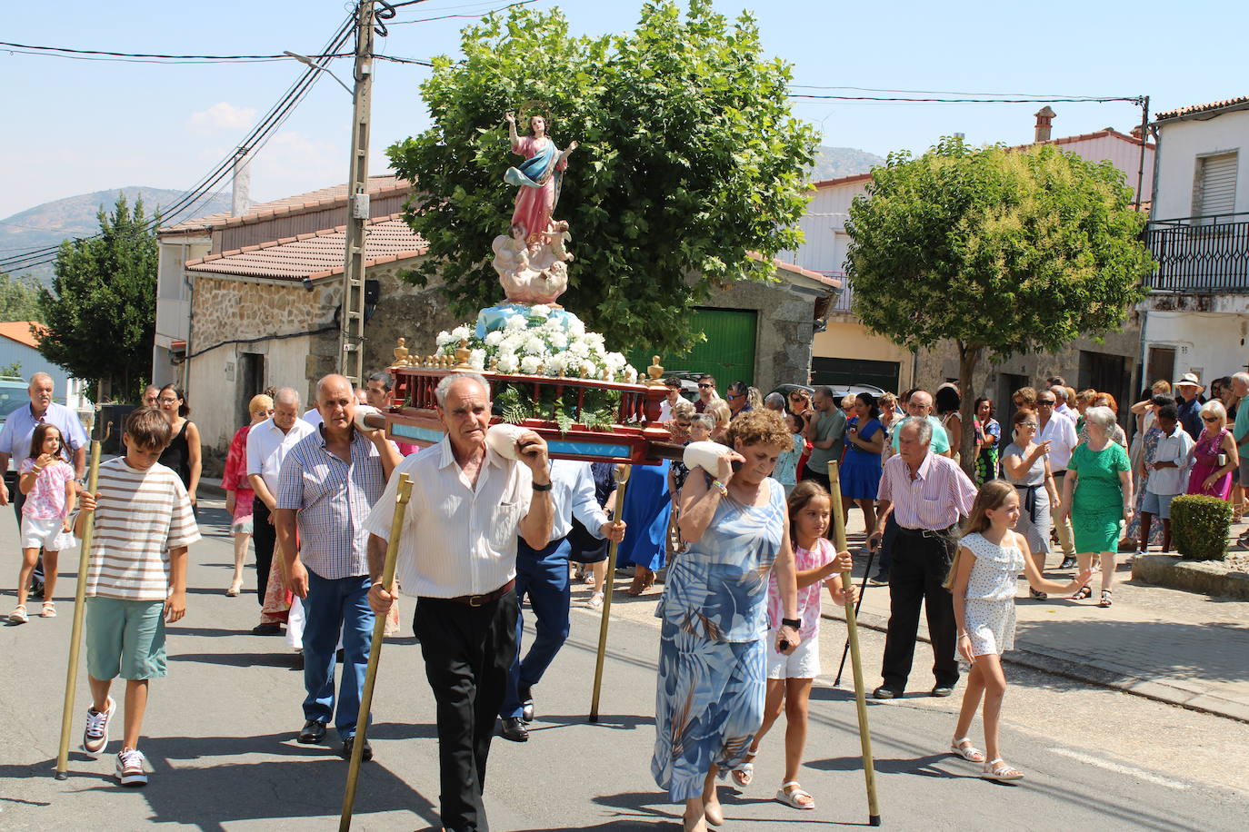 Sanchotello no falta a su cita con la Virgen de la Asunción