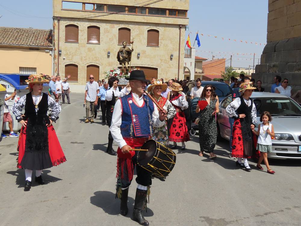 Bailes charros para San Roque en Babilafuente