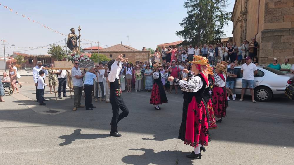 Bailes charros para San Roque en Babilafuente