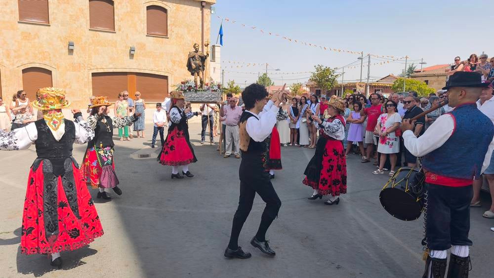 Bailes charros para San Roque en Babilafuente