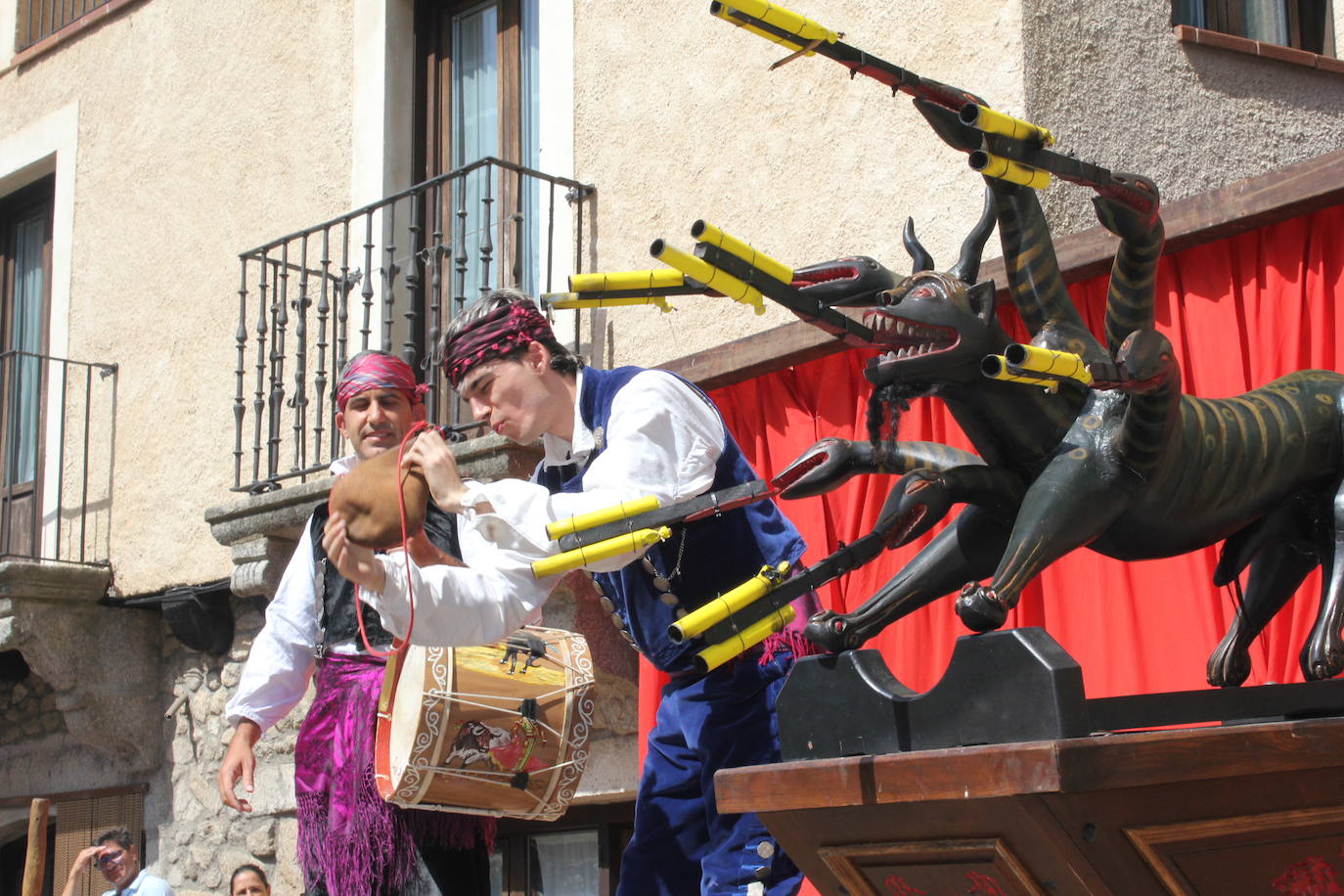 Los pecados vs. las virtudes: la Loa libra una batalla épica en La Alberca