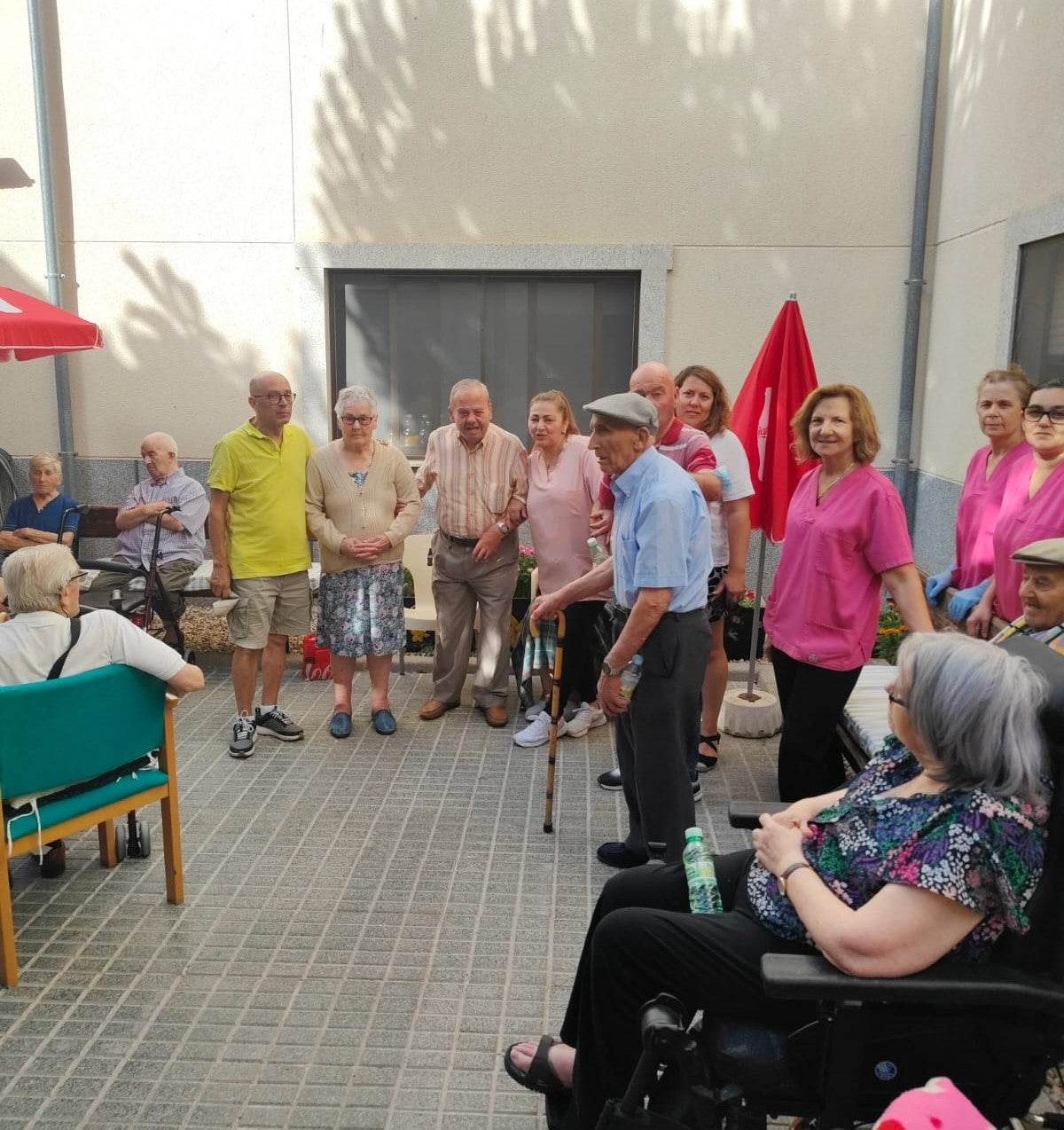 La noche más larga para los que huyeron del incendio y que fueron acogidos en Ledesma: &quot;La gente llegaba con muchos nervios&quot;