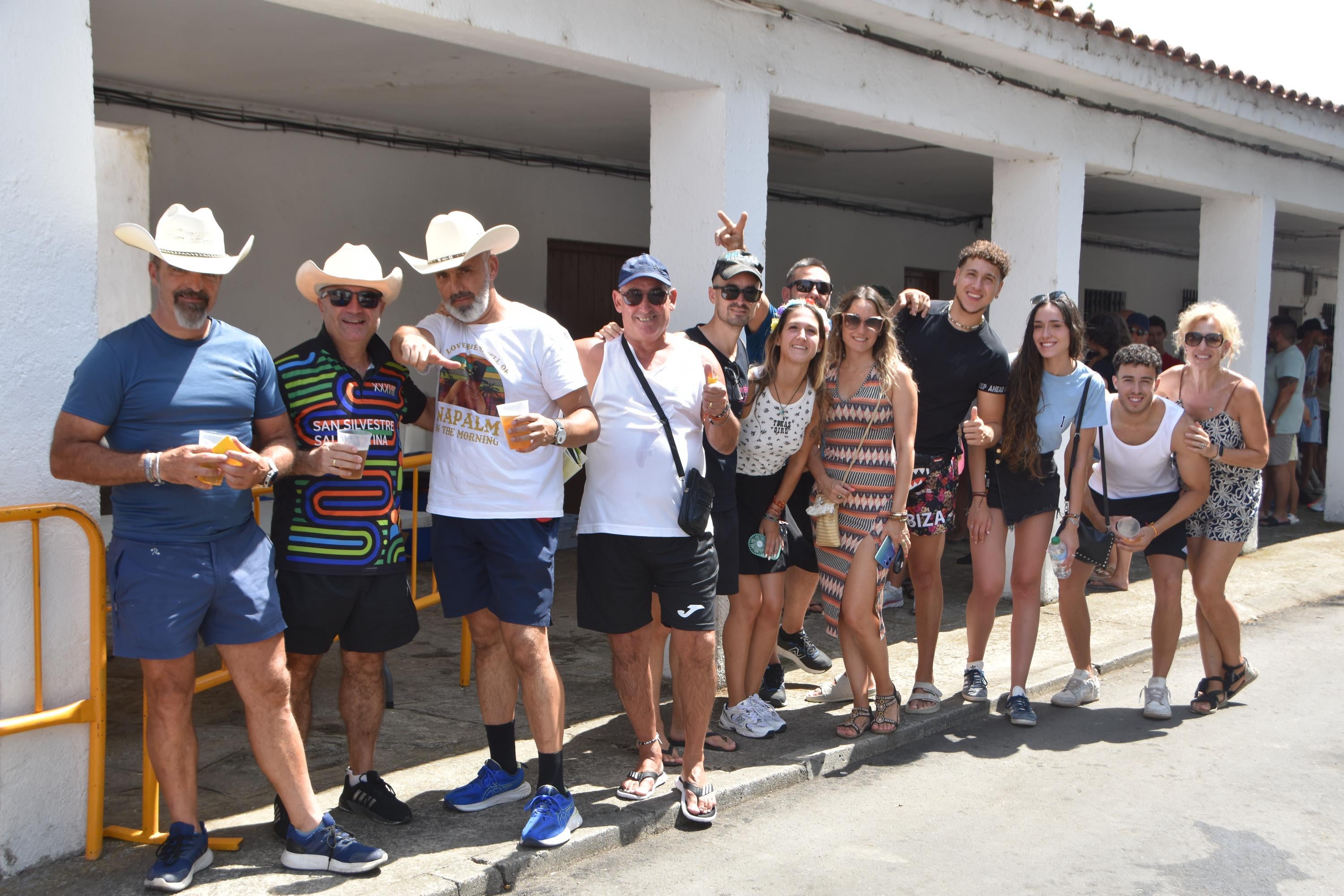 Diversión y paella para 800 en Nuevo Naharros