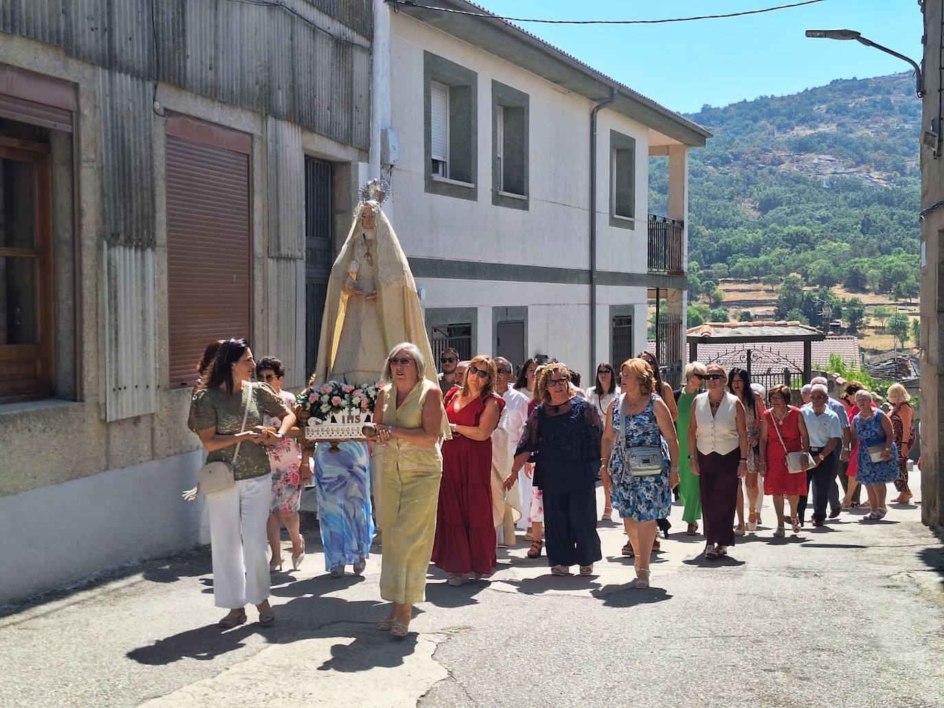 Sorihuela acompaña a la Virgen de la Asunción en su día de fiesta