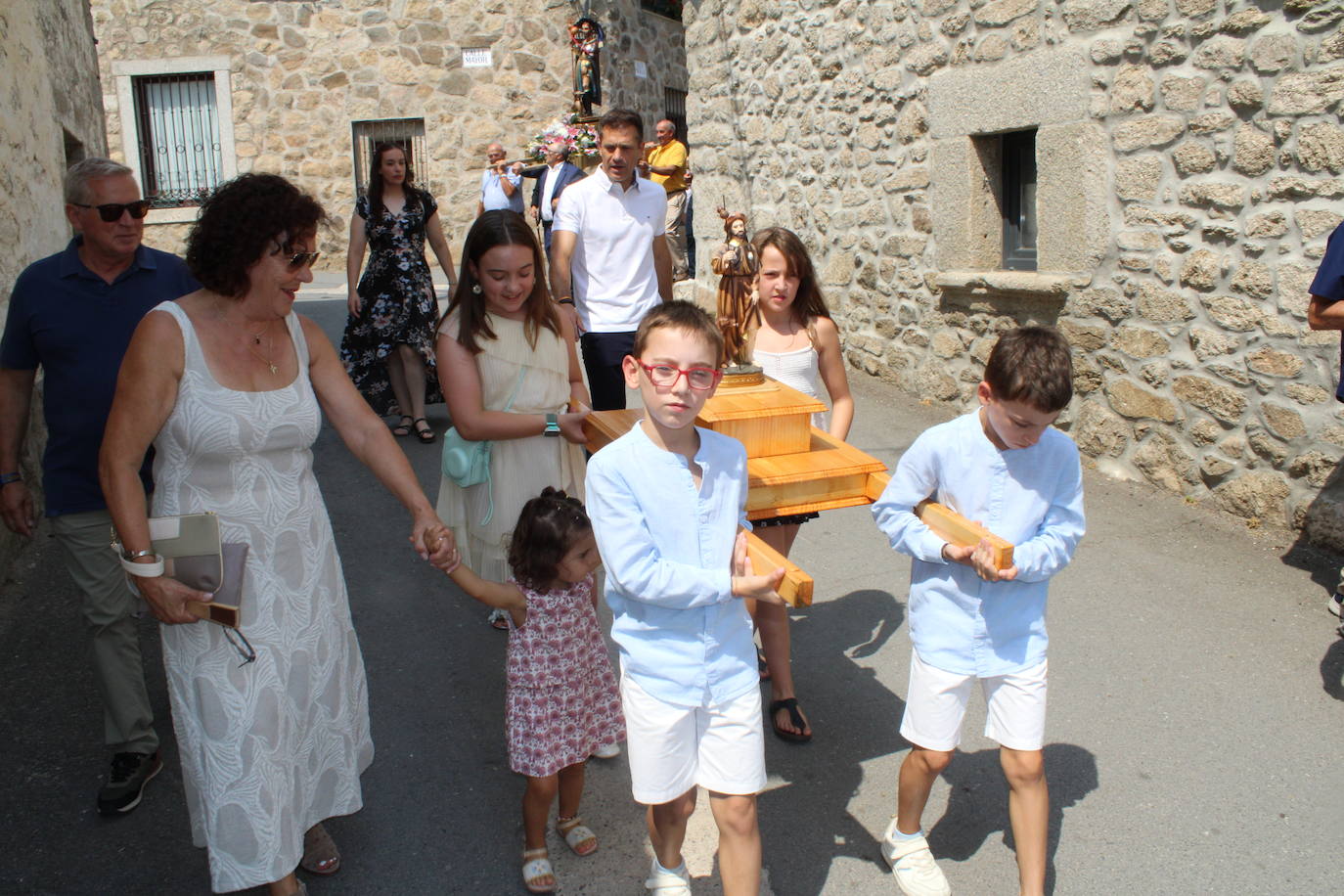 Espíritu festivo y solidario en Puente del Congosto
