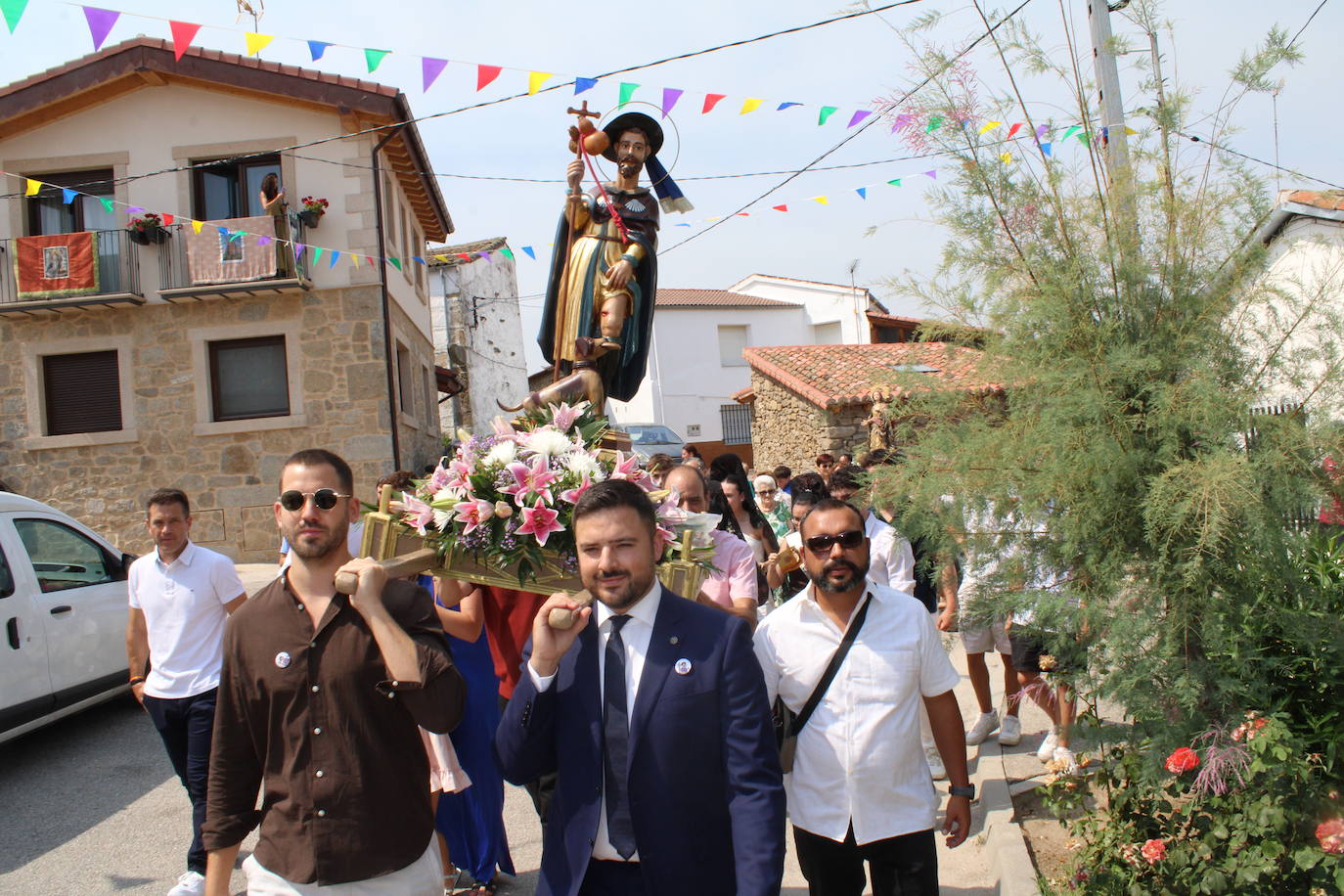 Espíritu festivo y solidario en Puente del Congosto