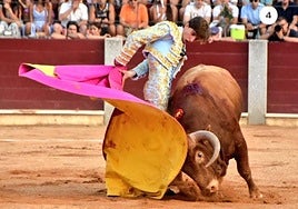 Revolera de Julio Norte a Resistemucho, el sexto de Casasola premiado con la vuelta al ruedo.