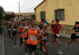Inicio de la sexta edición de la Carrera Campestre de Valdemierque.