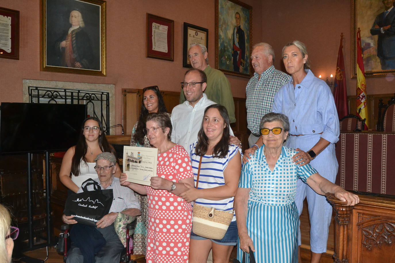 Ciudad Rodrigo entrega los premios del Martes Mayor a los galardonados