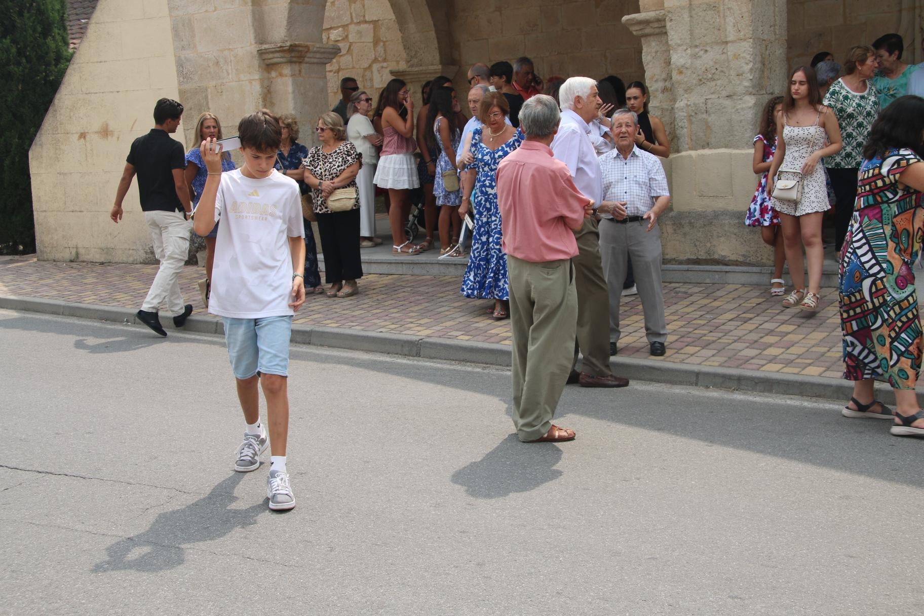 Calzada de Valdunciel llena sus calles para arropar a Santa Elena