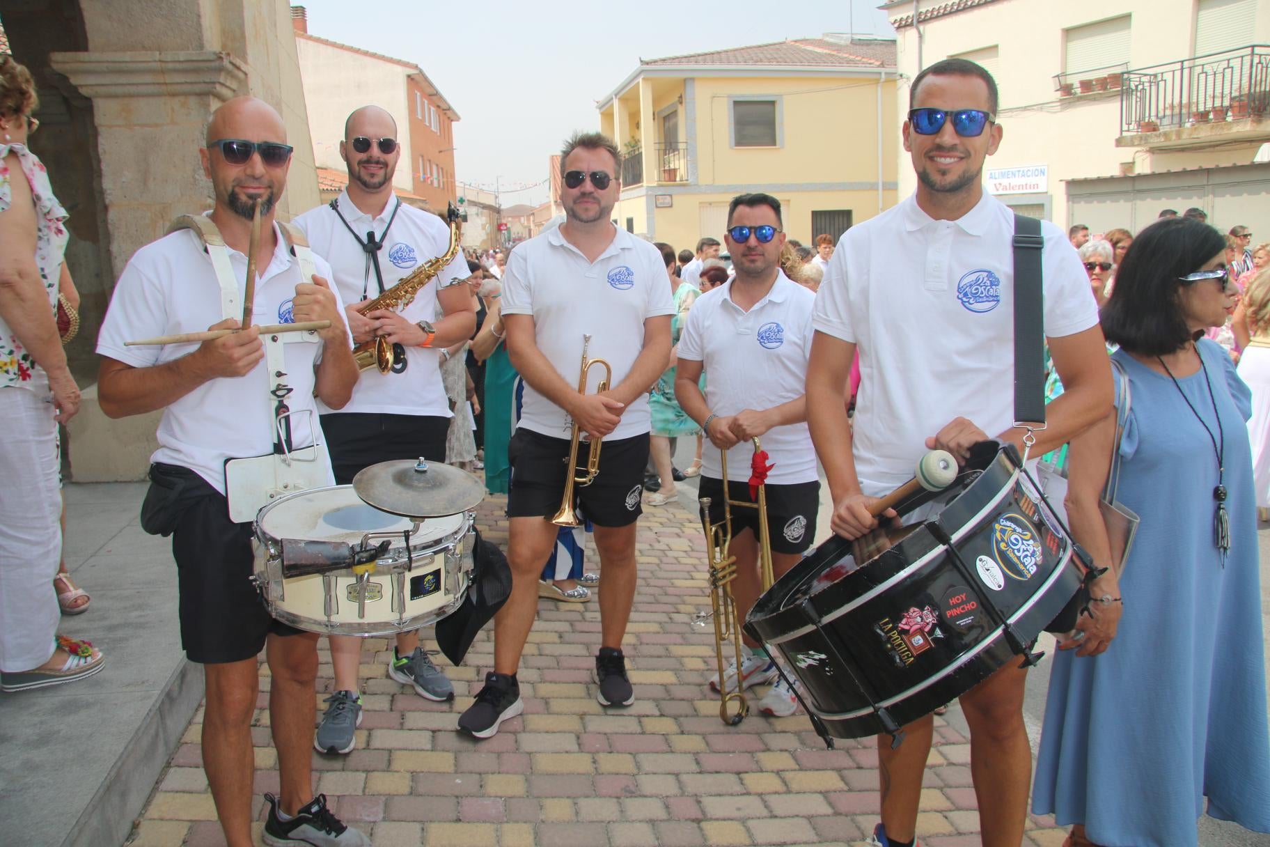 Calzada de Valdunciel llena sus calles para arropar a Santa Elena