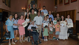 Foto de familia de los premiados