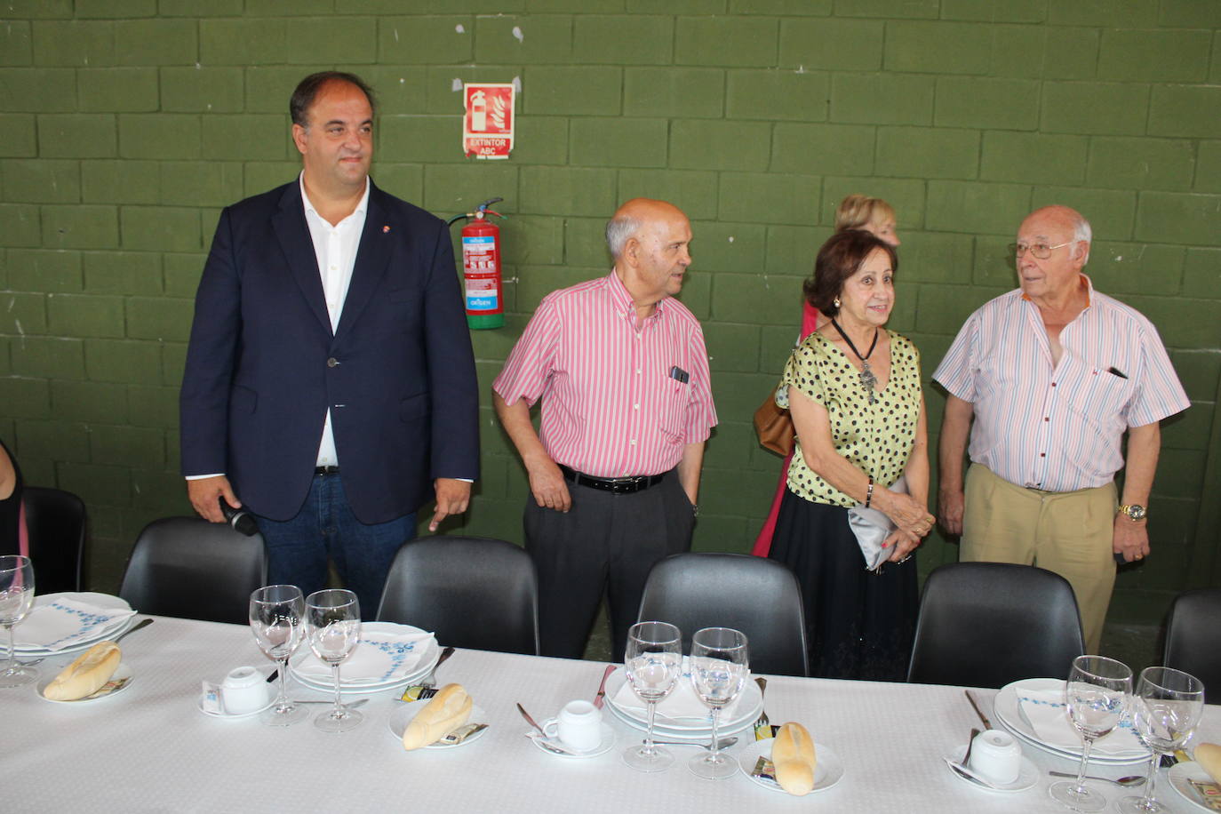 Guijuelo rinde homenaje a los mayores en el final de sus fiestas