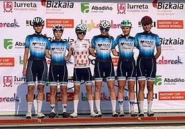 Componentes del Mirat Team, en la prueba de la Copa de Naciones.