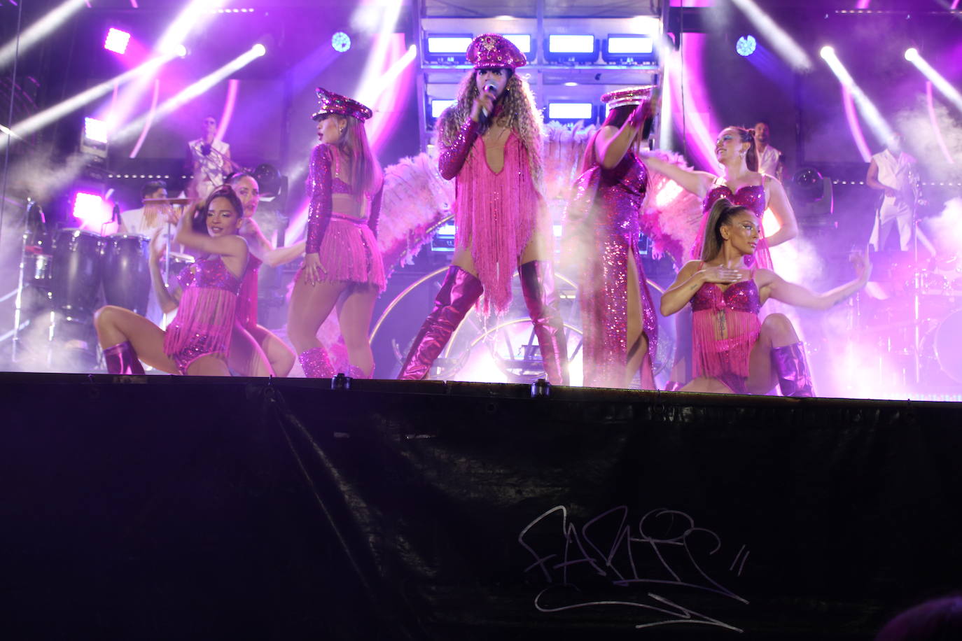 París de Noia cierra las fiestas de Guijuelo con un intenso espectáculo