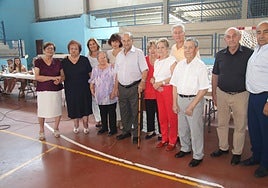 Los veteranos de Calzada de Valdunciel, en su homenaje.