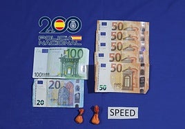 Efectos intervenidos al detenido por la Policía Nacional de Salamanca.