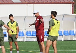 Oriol Riera, en un entrenamiento de Unionistas.