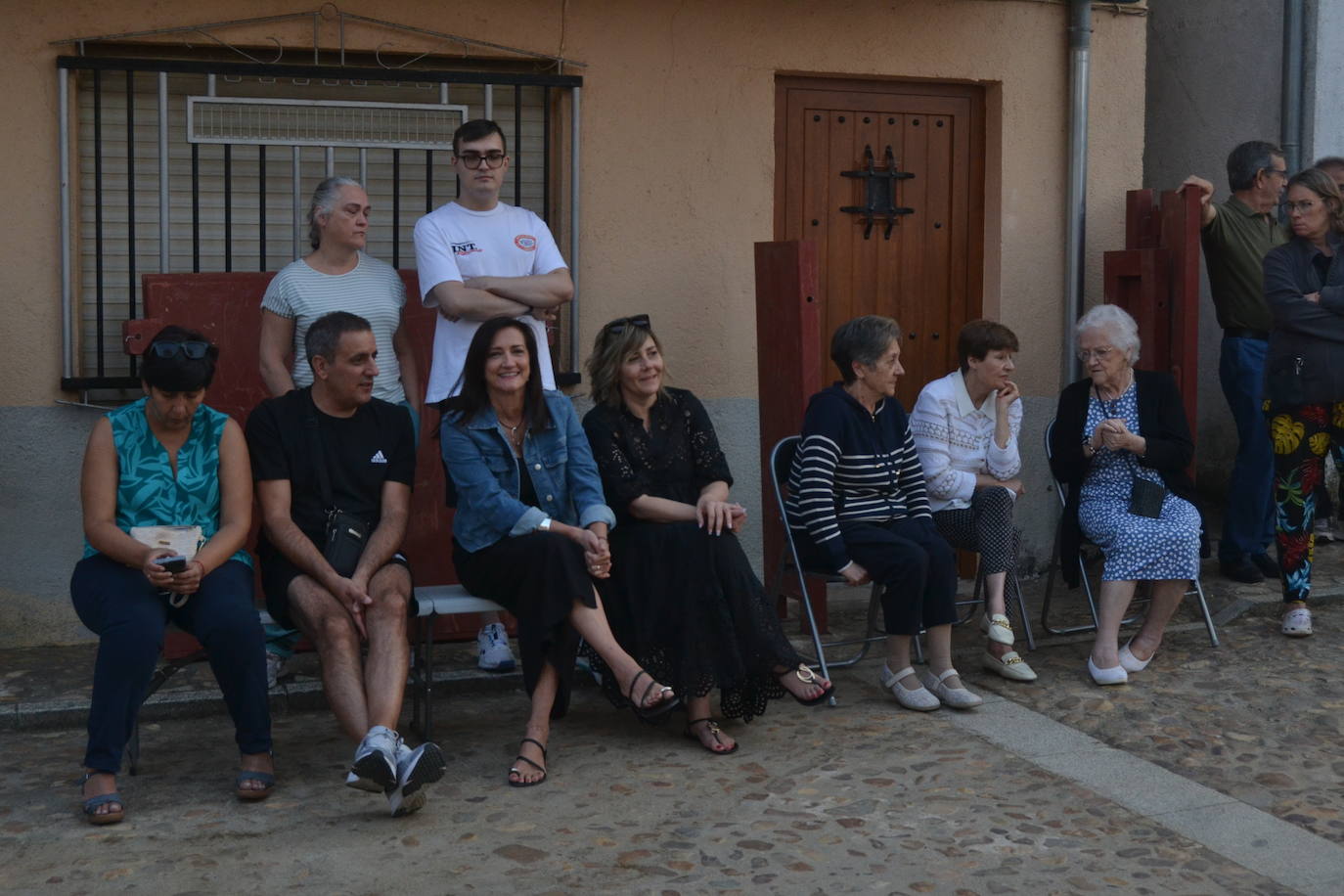 Los vecinos de El Cabaco, estrellas de las fiestas