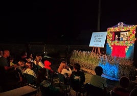 El público disfrutó con el buen hacer de Alúa Teatro.