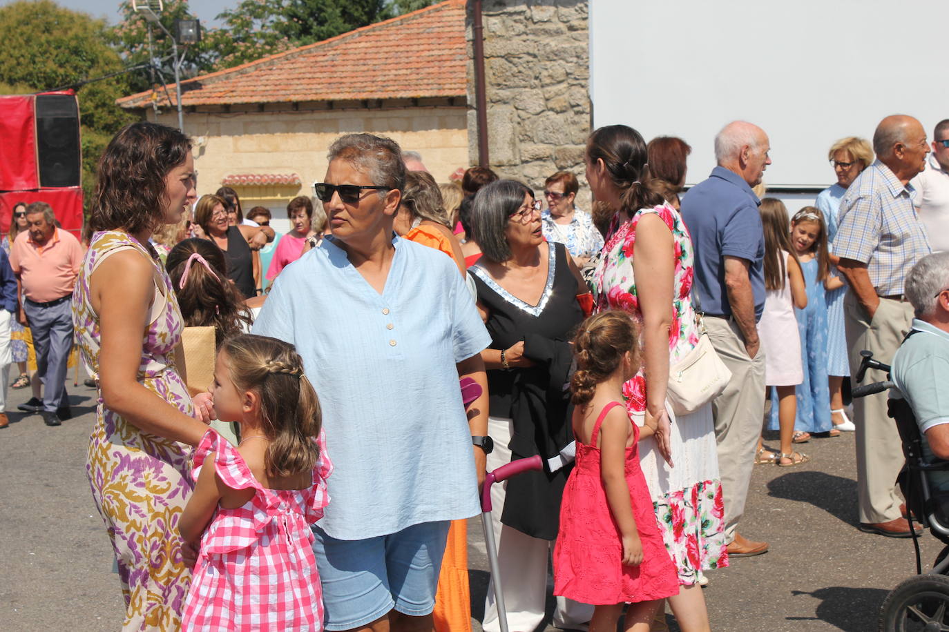 San Sebastián bendice a los vecinos de Cipérez