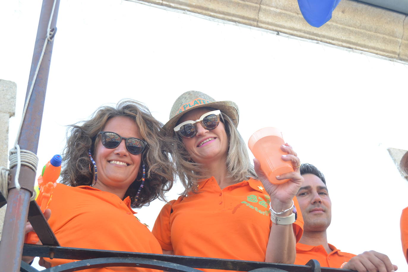 La fiesta se desata con las peñas de Lumbrales