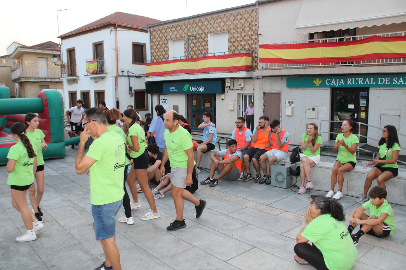 Las peñas disfrutan con las fiestas de Ledrada