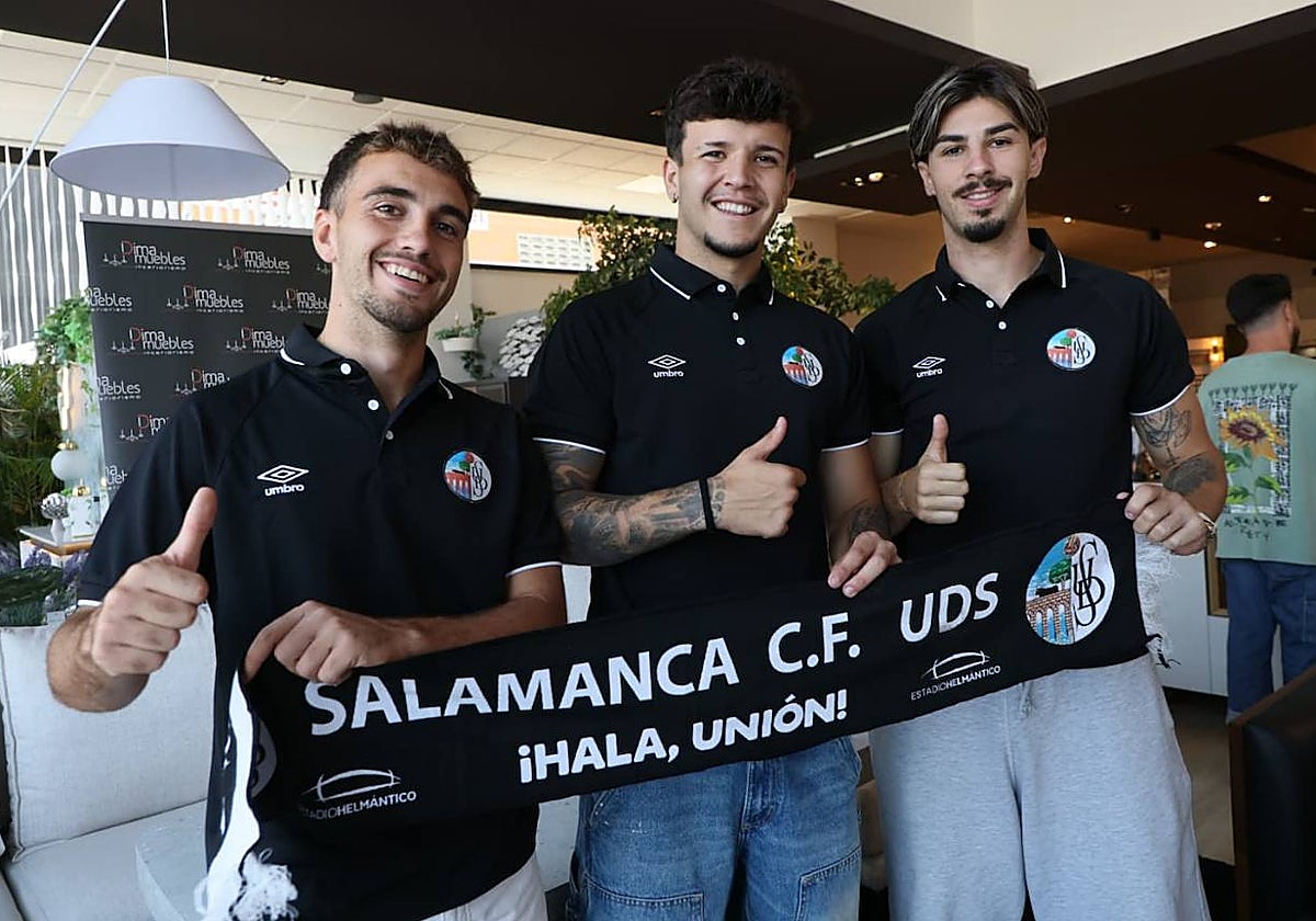 Hugo Parra, Abraham José y Marotías, antes de comenzar la presentación.